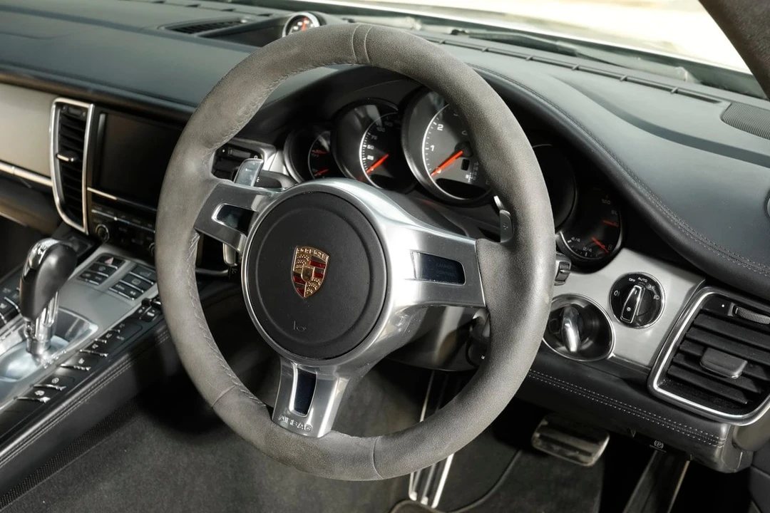 2013 Porsche 970 Panamera GTS - Image 28 of 30