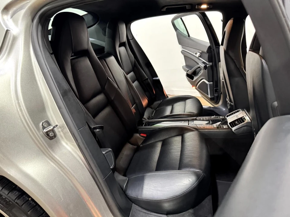 2013 Porsche 970 Panamera GTS - Image 14 of 21