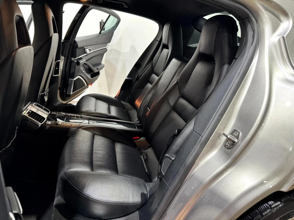 2013 Porsche 970 Panamera GTS - Image 15 of 21