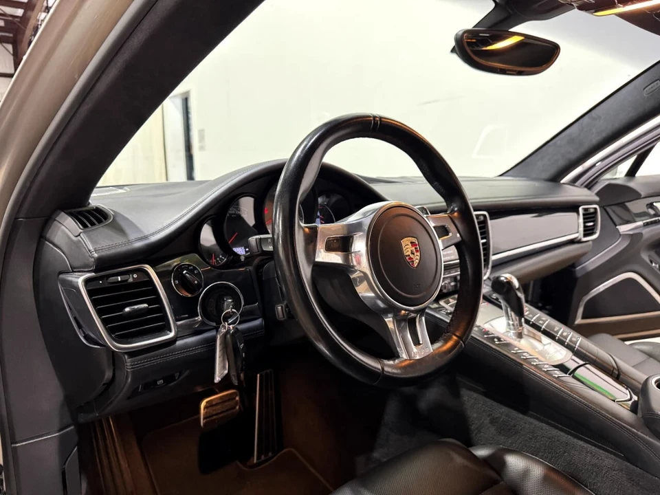 2013 Porsche 970 Panamera GTS - Image 9 of 21
