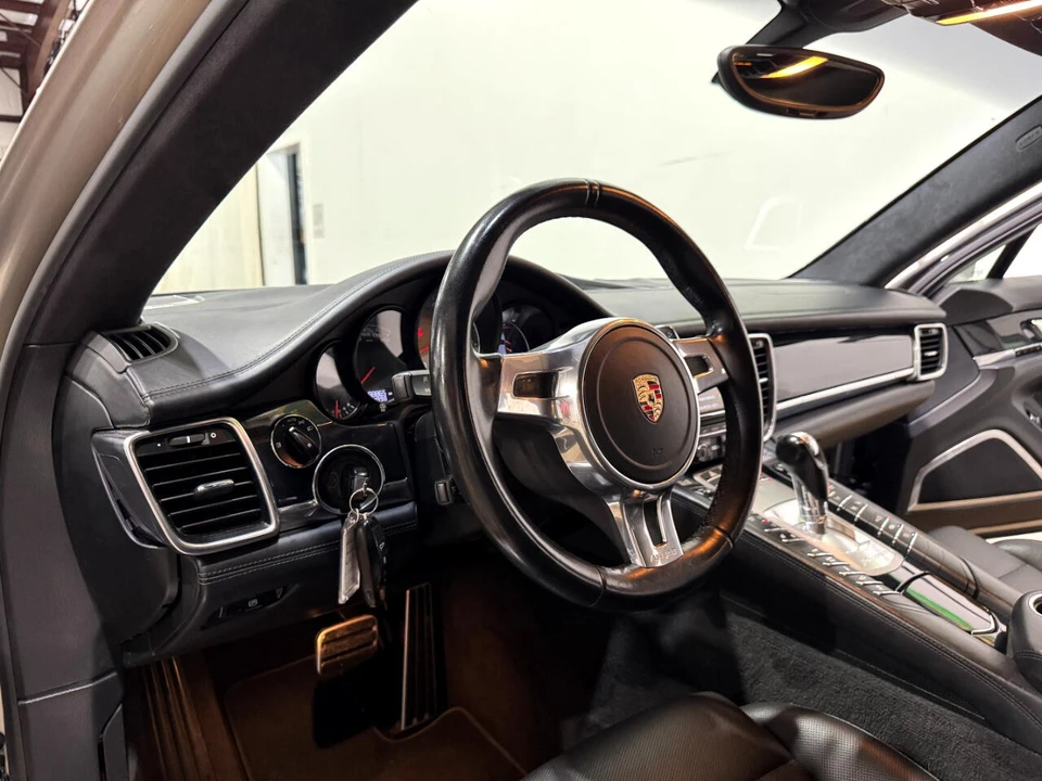 2013 Porsche 970 Panamera GTS - Image 9 of 21