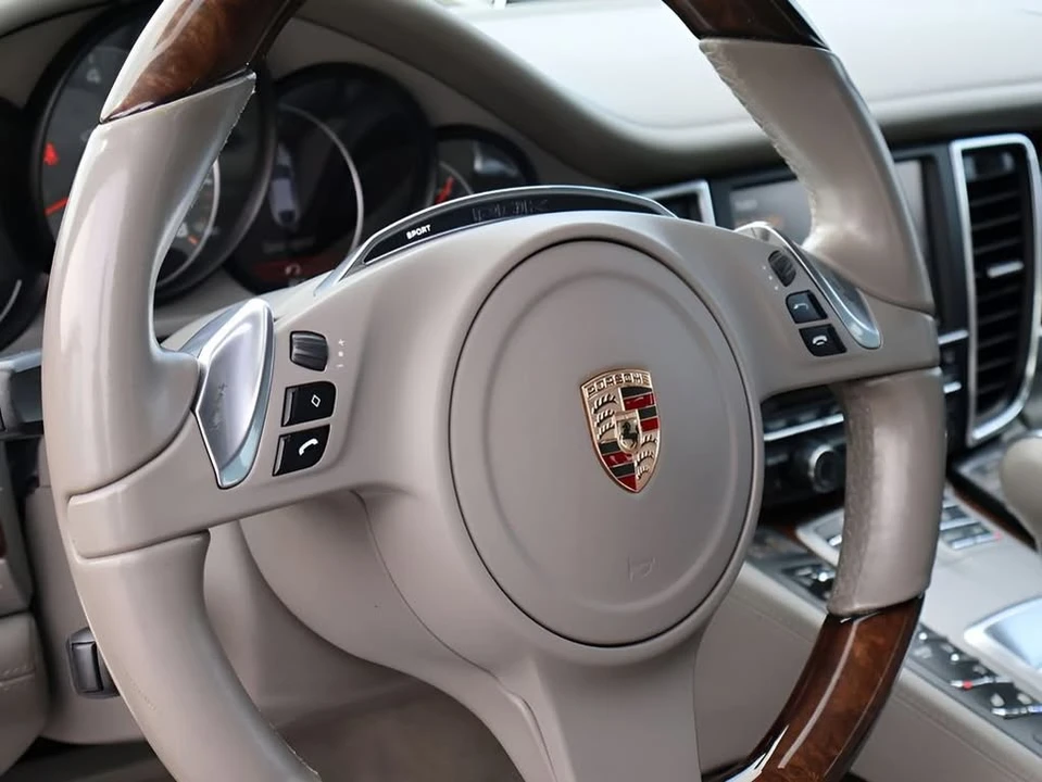 2013 Porsche 970 Panamera GTS - Image 20 of 20