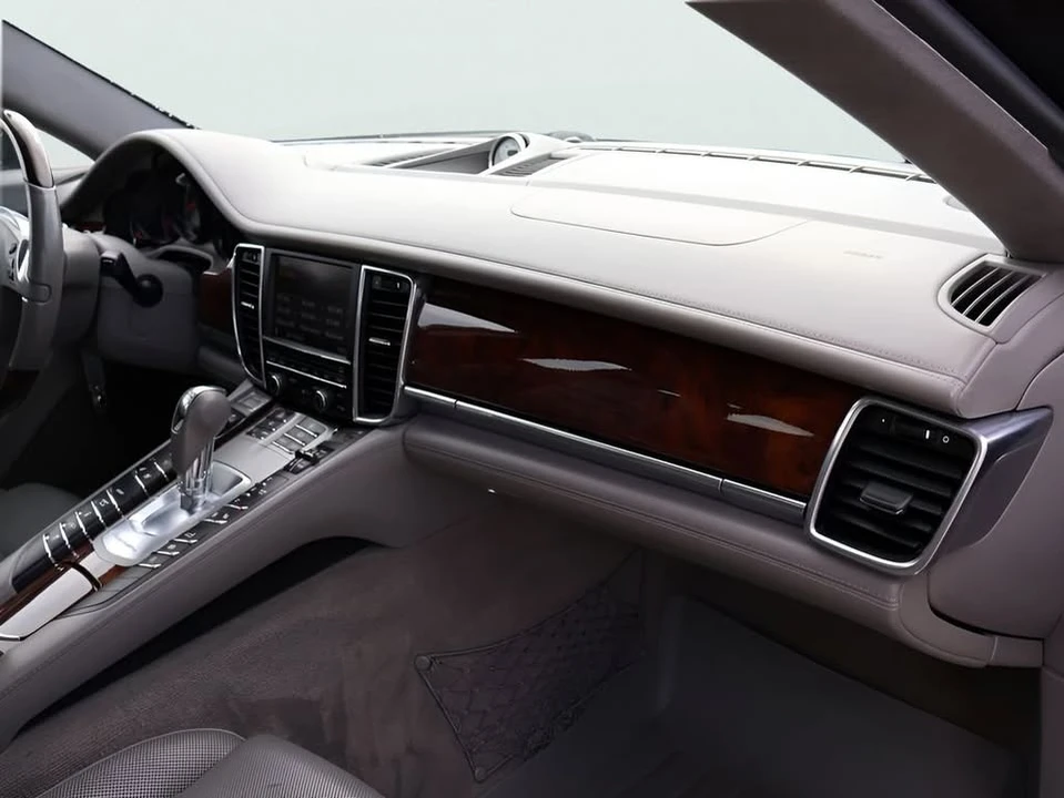 2013 Porsche 970 Panamera GTS - Image 10 of 20