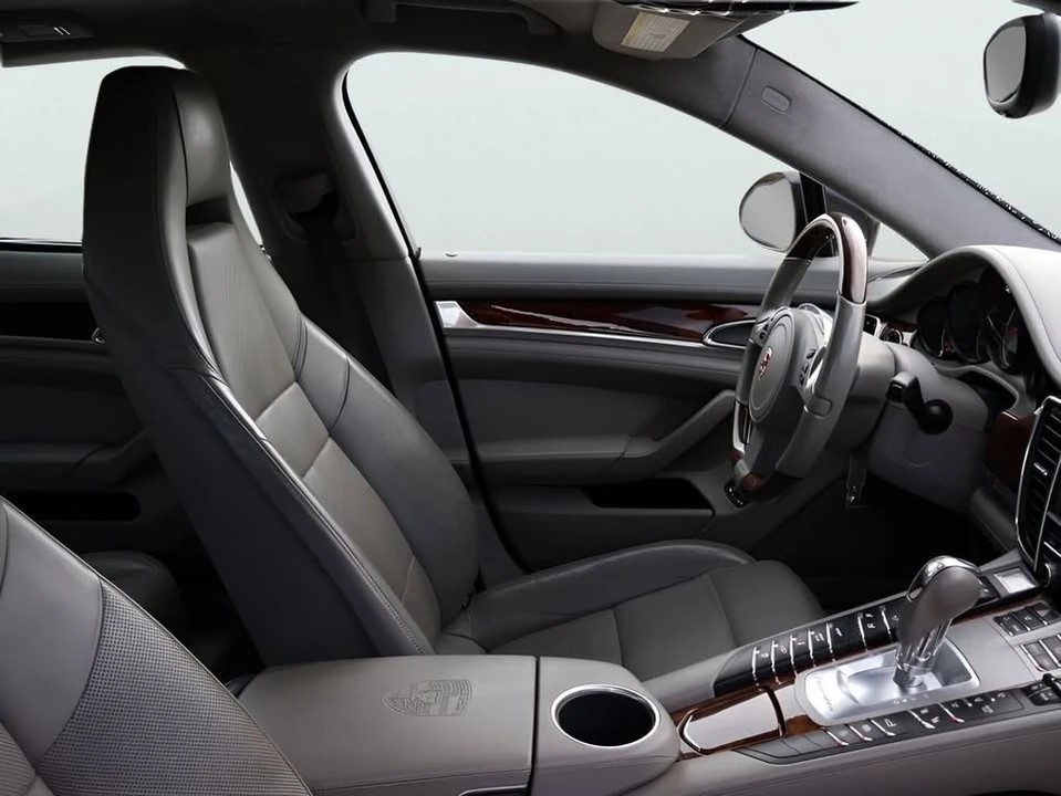 2013 Porsche 970 Panamera GTS - Image 9 of 20