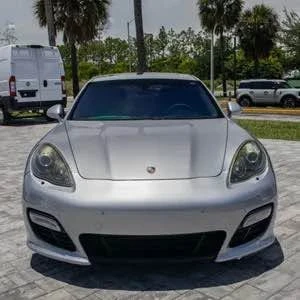 2013 Porsche 970 Panamera GTS - Image 6 of 12