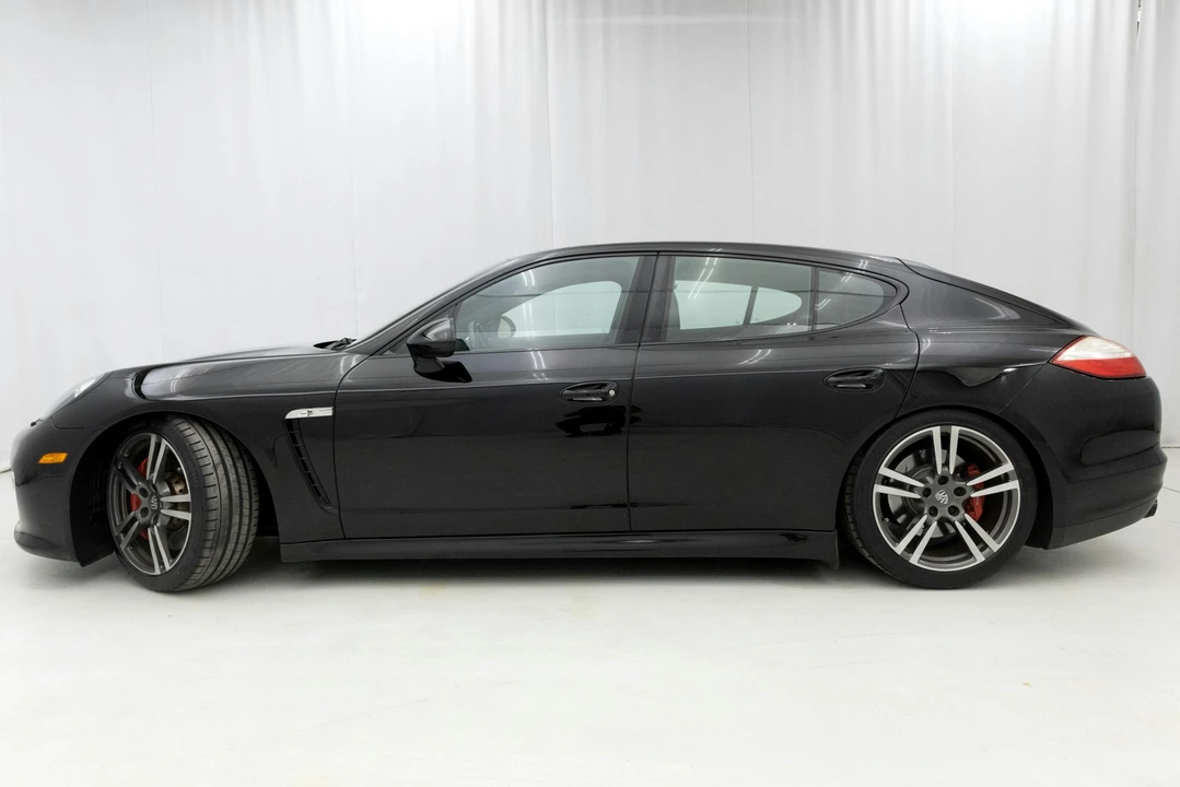2013 Porsche 970 Panamera GTS - Image 17 of 31