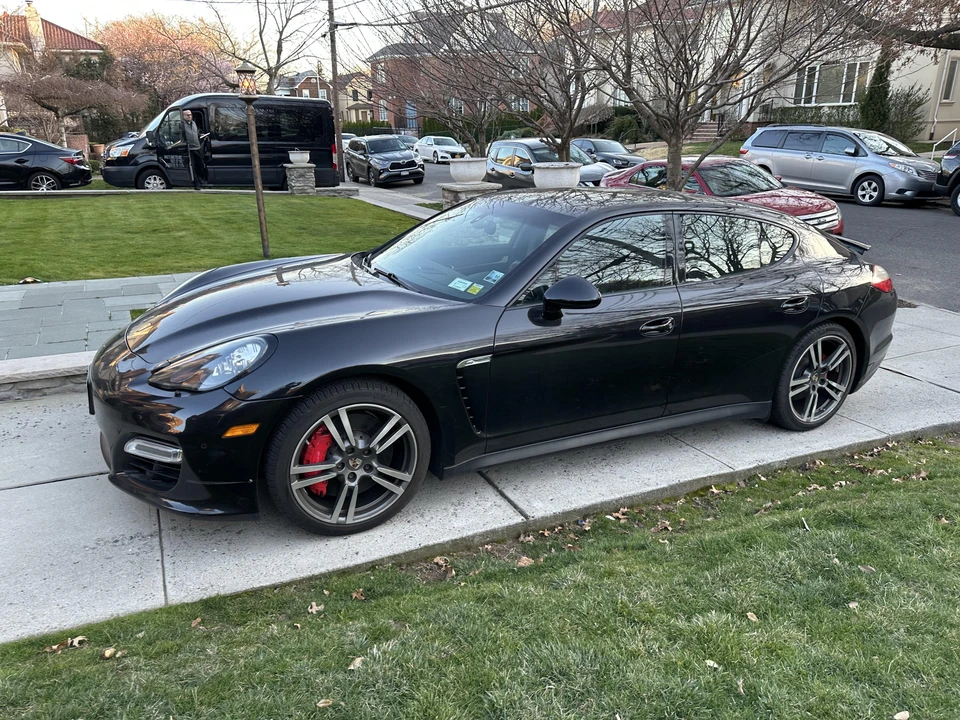 2013 Porsche 970 Panamera GTS - Image 14 of 31