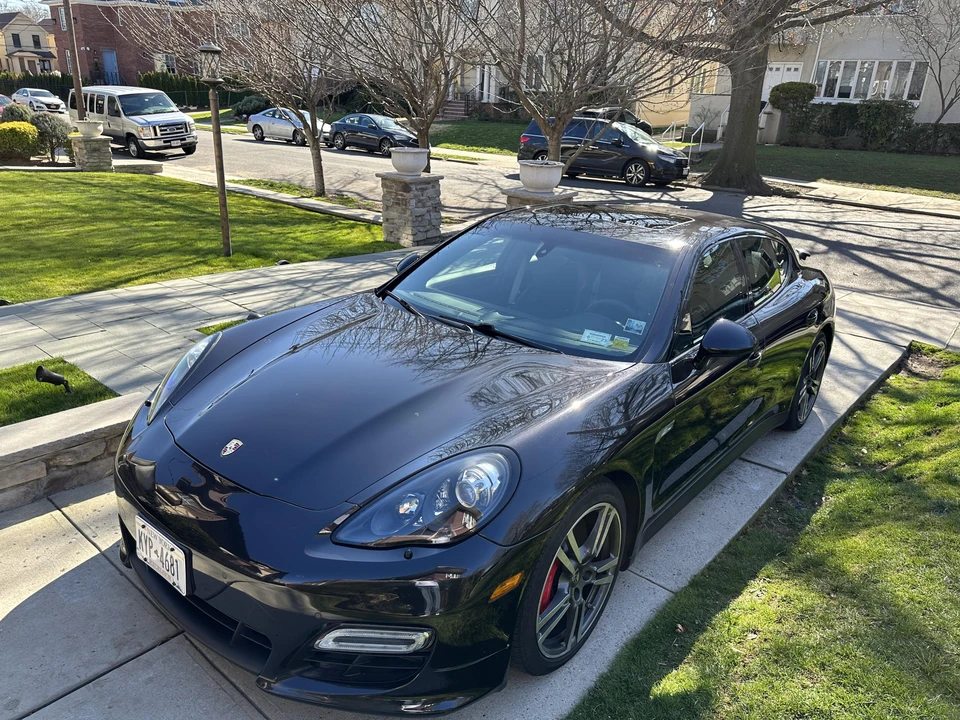 2013 Porsche 970 Panamera GTS - Image 11 of 31
