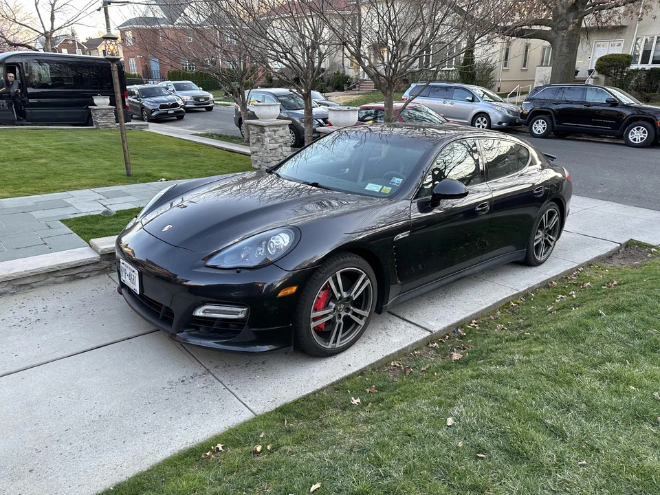 2013 Porsche 970 Panamera GTS - Image 12 of 31