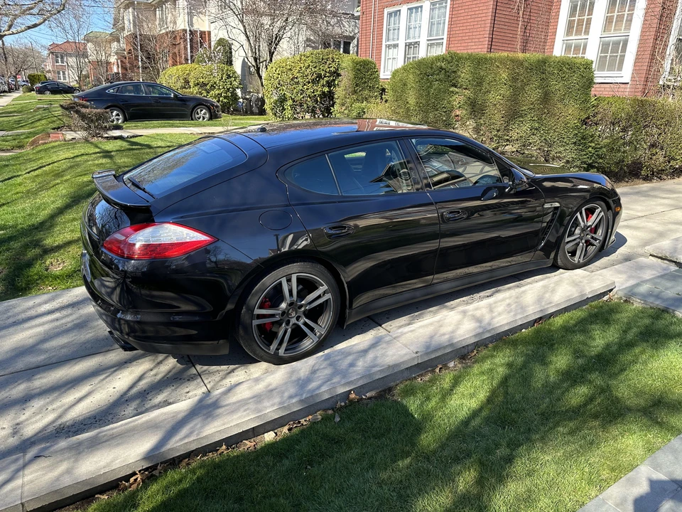 2013 Porsche 970 Panamera GTS - Image 27 of 31