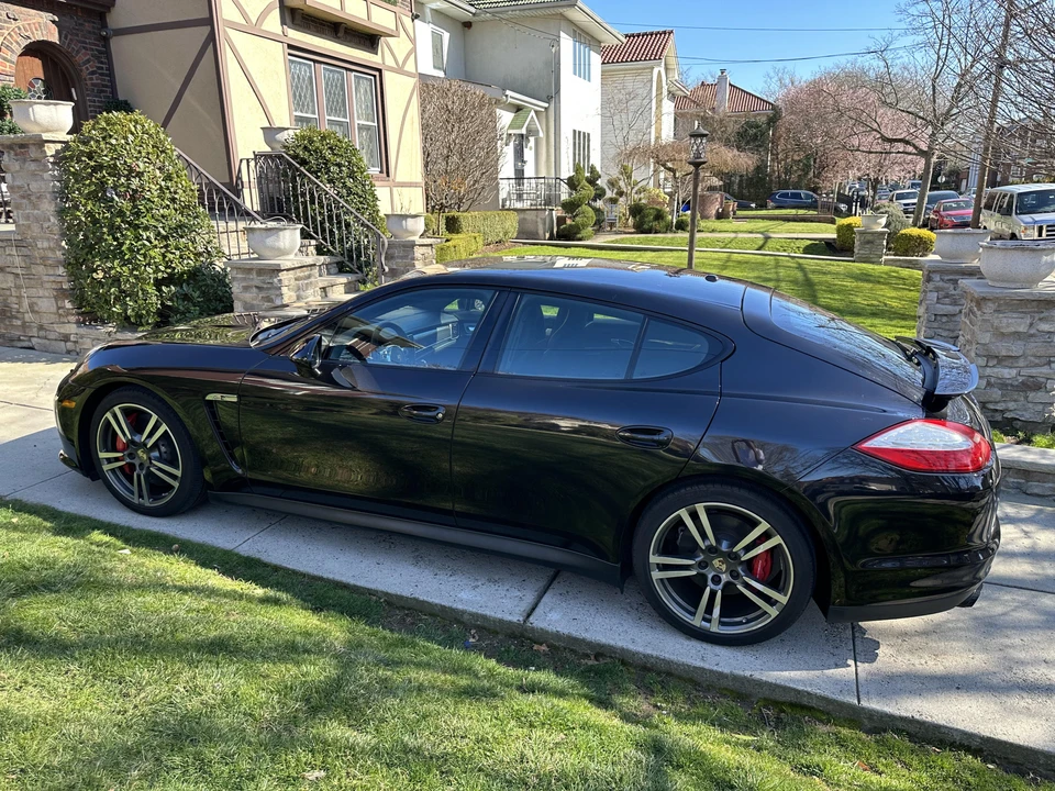 2013 Porsche 970 Panamera GTS - Image 19 of 31