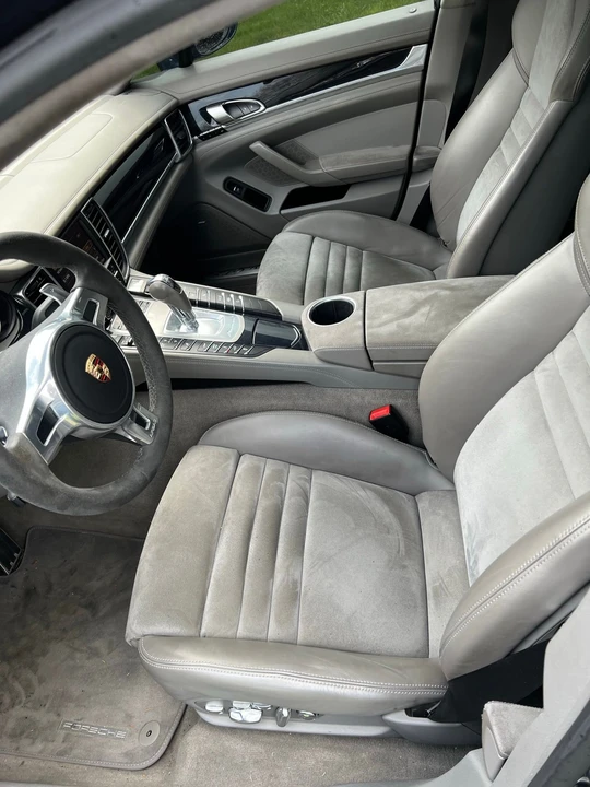 2013 Porsche 970 Panamera GTS - Image 11 of 13