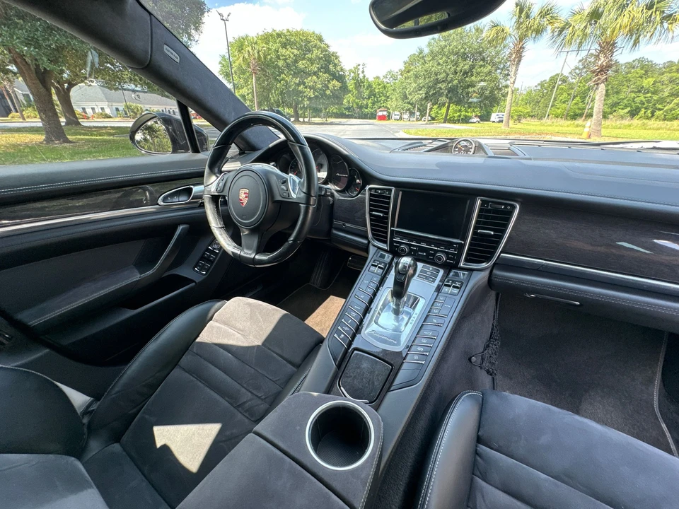 2013 Porsche 970 Panamera GTS - Image 17 of 24