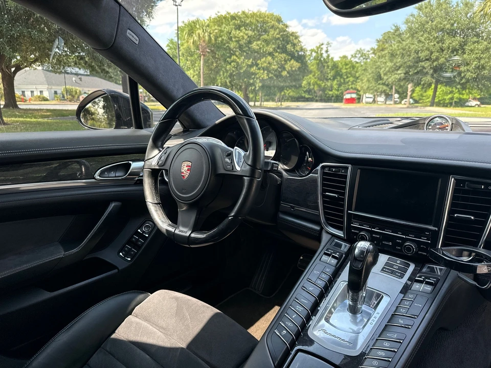 2013 Porsche 970 Panamera GTS - Image 18 of 24