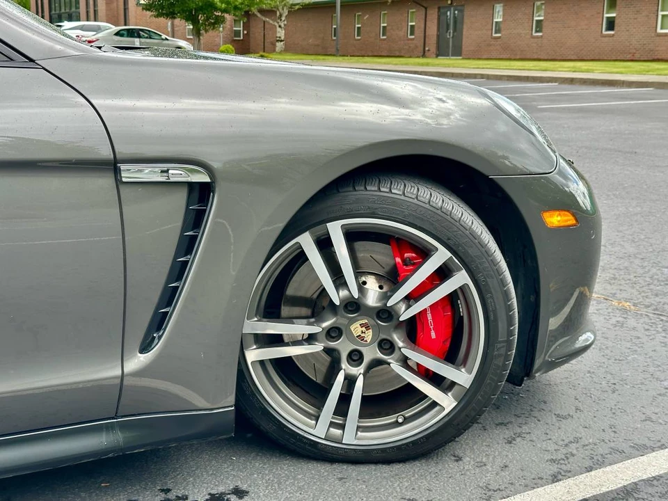 2013 Porsche 970 Panamera GTS - Image 10 of 24