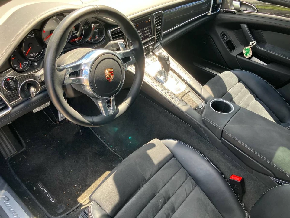 2013 Porsche 970 Panamera GTS - Image 6 of 14