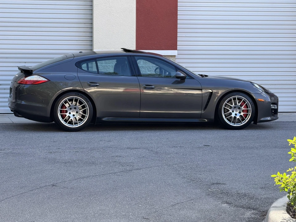 2013 Porsche 970 Panamera GTS - Image 16 of 31