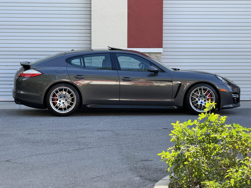 2013 Porsche 970 Panamera GTS - Image 18 of 31