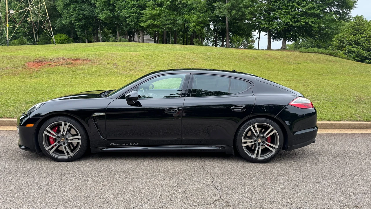 2013 Porsche 970 Panamera GTS - Image 8 of 31
