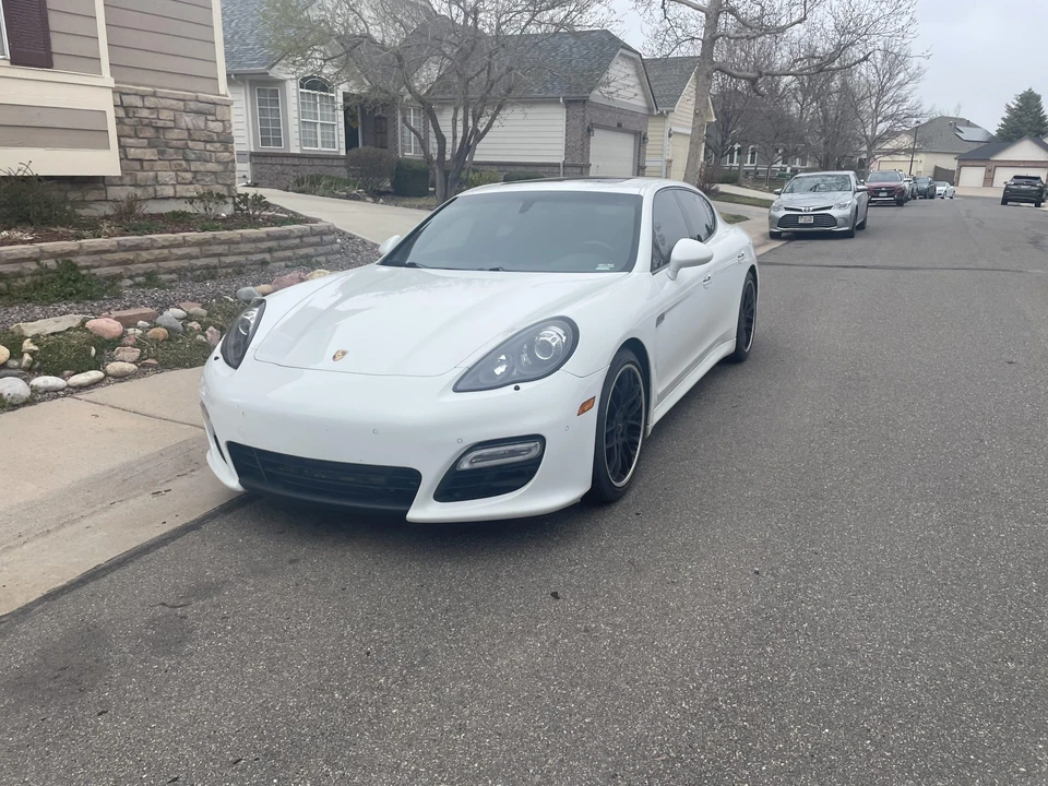 2013 Porsche 970 Panamera GTS - Image 11 of 31