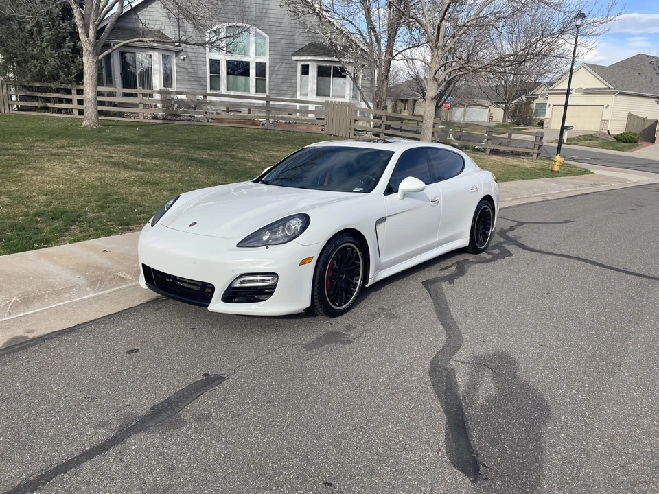 2013 Porsche 970 Panamera GTS - Image 9 of 31