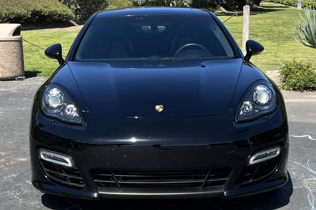 2013 Porsche 970 Panamera GTS - Image 2 of 31