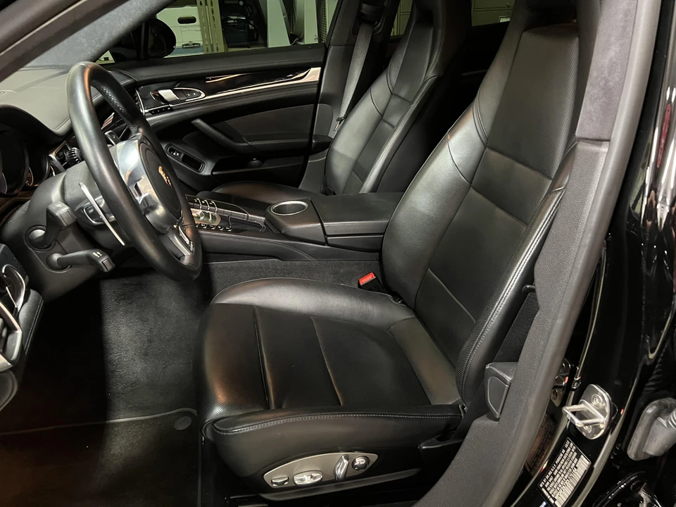 2013 Porsche 970 Panamera GTS - Image 21 of 31