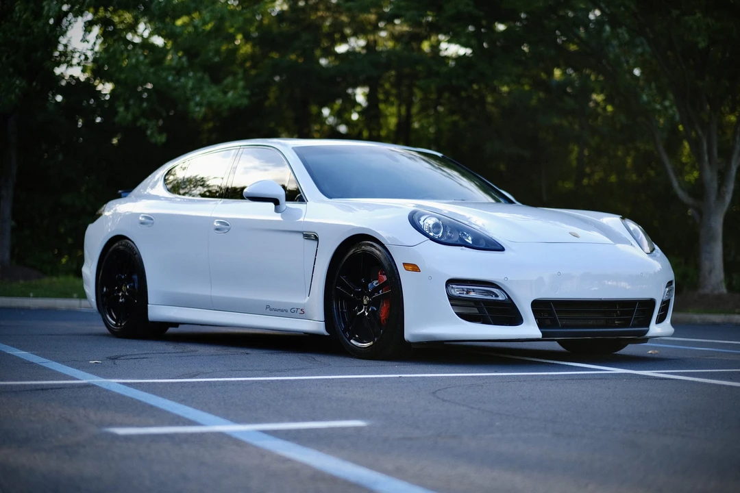 2013 Porsche 970 Panamera GTS - Image 17 of 31
