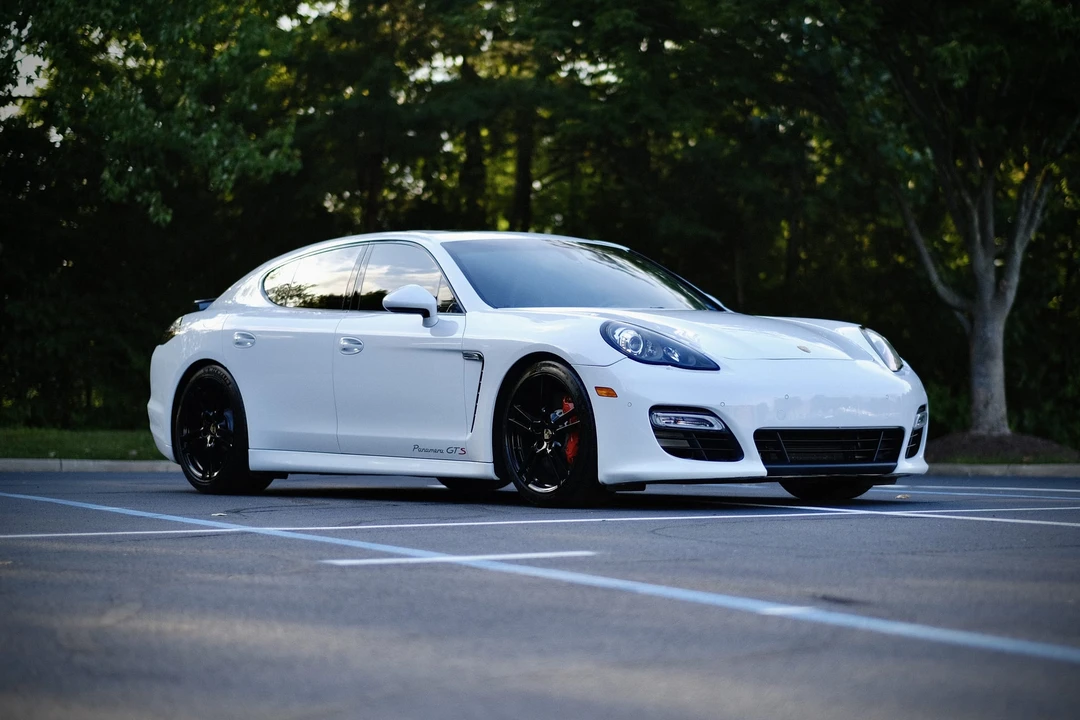 2013 Porsche 970 Panamera GTS - Image 16 of 31