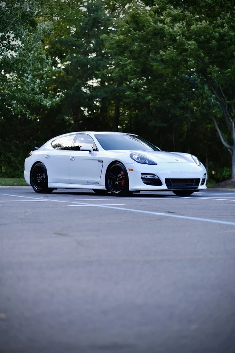 2013 Porsche 970 Panamera GTS - Image 13 of 31