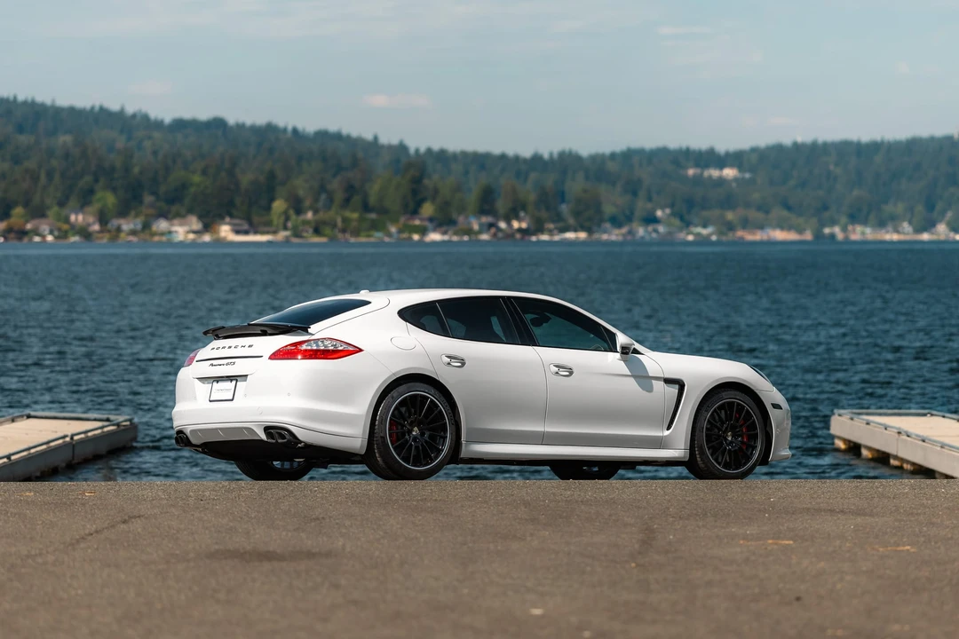 2013 Porsche 970 Panamera GTS - Image 12 of 31