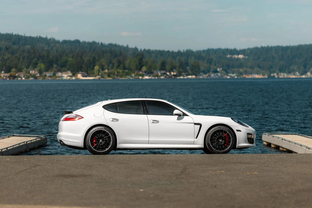 2013 Porsche 970 Panamera GTS - Image 11 of 31