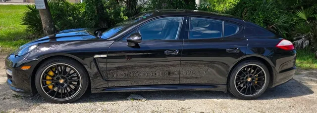 2013 Porsche Panamera GTS