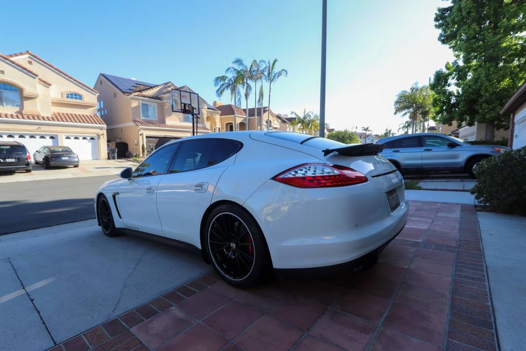 2013 Porsche 970 Panamera GTS - Image 6 of 7