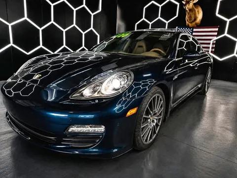2013 Porsche Panamera 4 Platinum