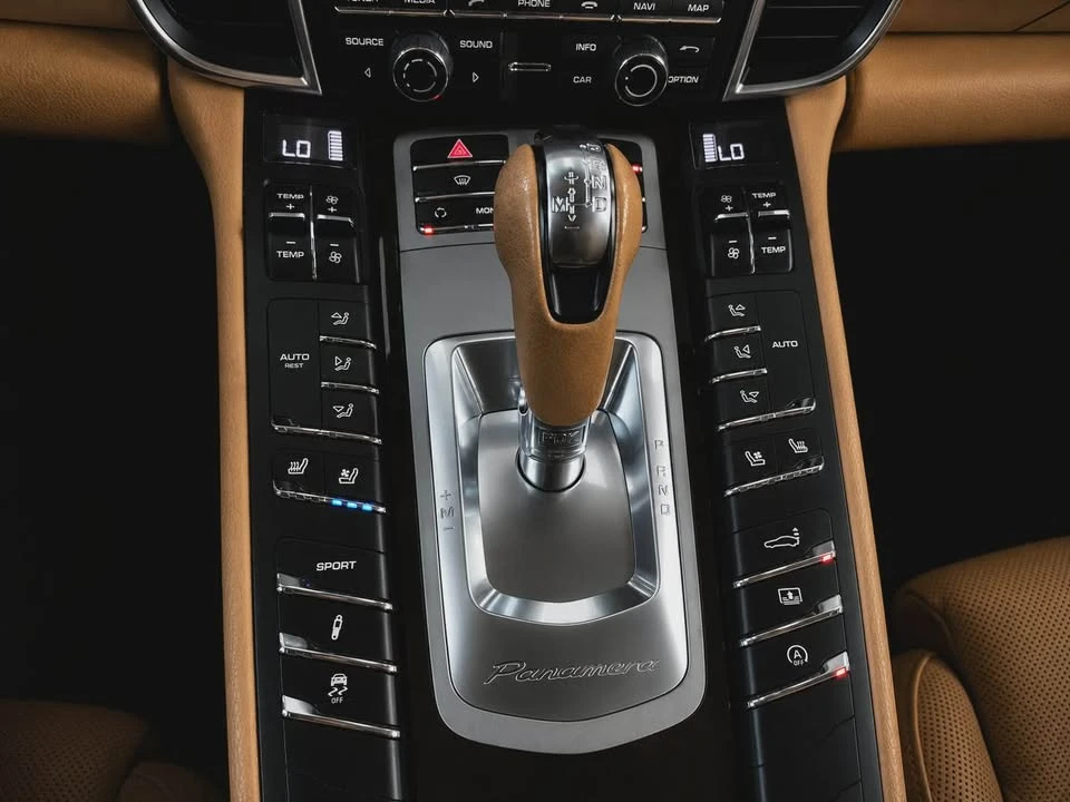 2013 Porsche 970 Panamera - Image 11 of 14