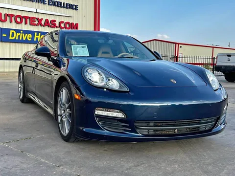 2013 Porsche Panamera 4 Platinum