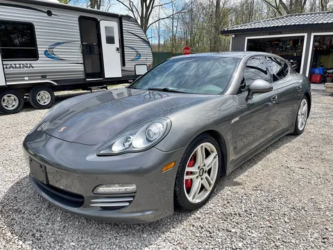 2013 Porsche Panamera 4