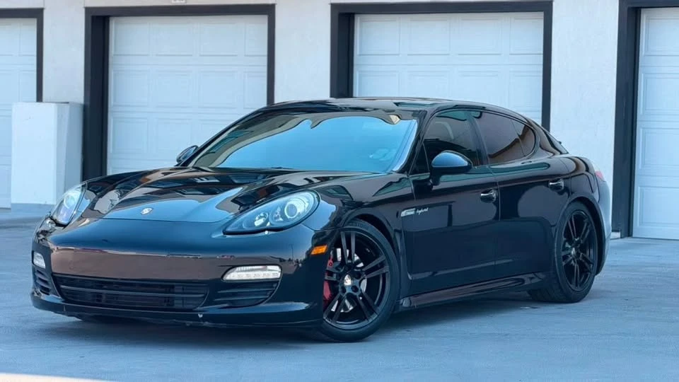 2013 Porsche 970 Panamera - Image 2 of 19