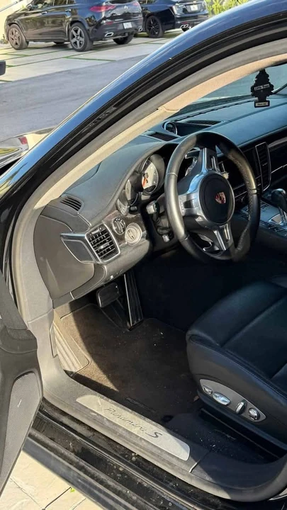 2013 Porsche 970 Panamera - Image 4 of 5