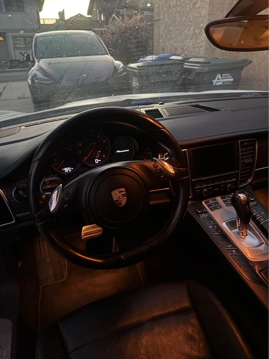 2013 Porsche 970 Panamera - Image 4 of 4