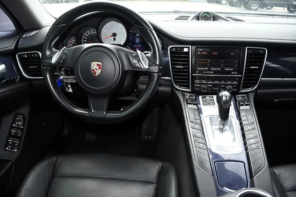 2013 Porsche 970 Panamera - Image 16 of 20