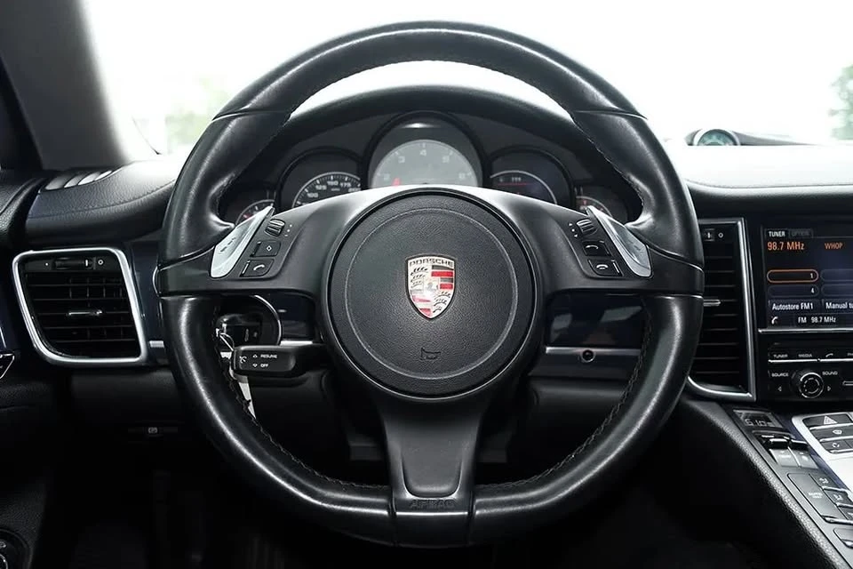 2013 Porsche 970 Panamera - Image 17 of 20