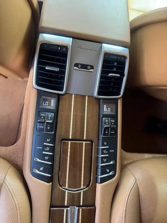 2013 Porsche 970 Panamera - Image 12 of 18
