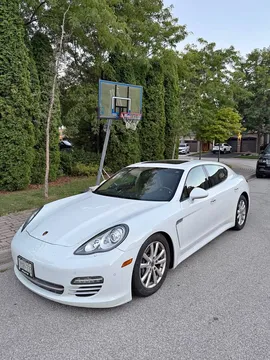 2013 Porsche Panamera Platinum Edition