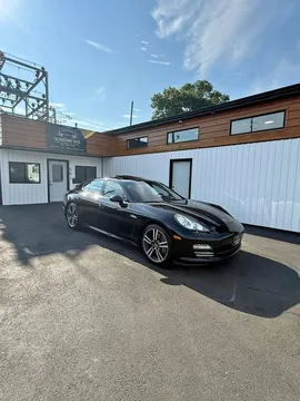 2013 Porsche Panamera 4