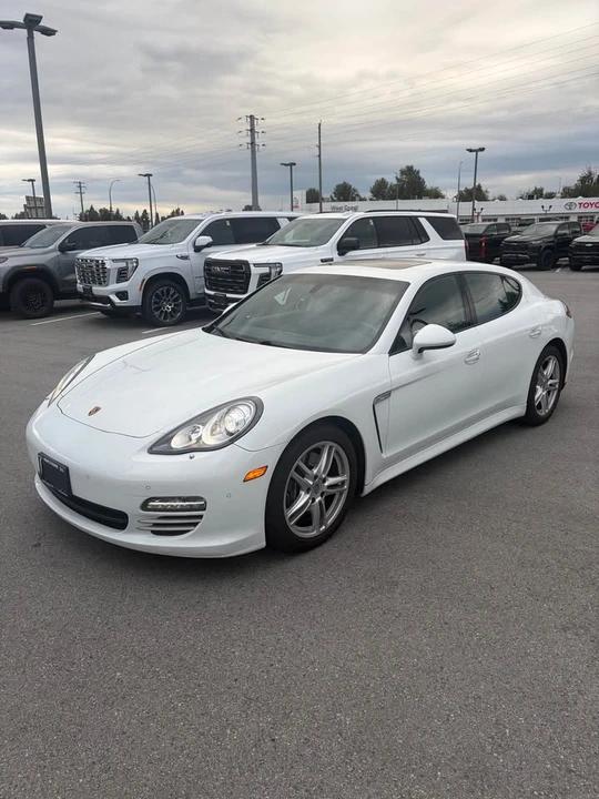 2013 Porsche 970 Panamera - Image 2 of 15