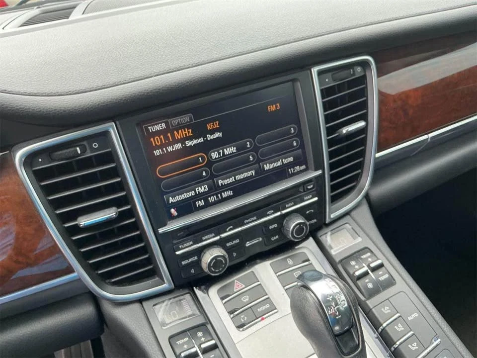 2013 Porsche 970 Panamera - Image 6 of 6