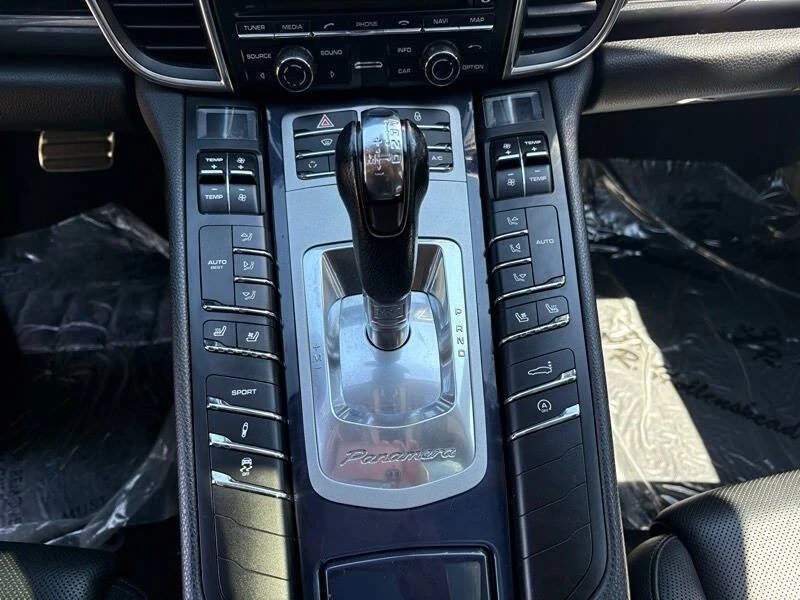 2013 Porsche 970 Panamera - Image 19 of 20