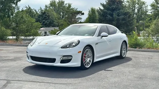 2013 Porsche Panamera Turbo Sedan